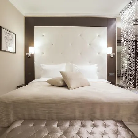 Constantine The Great 4* Belgrado